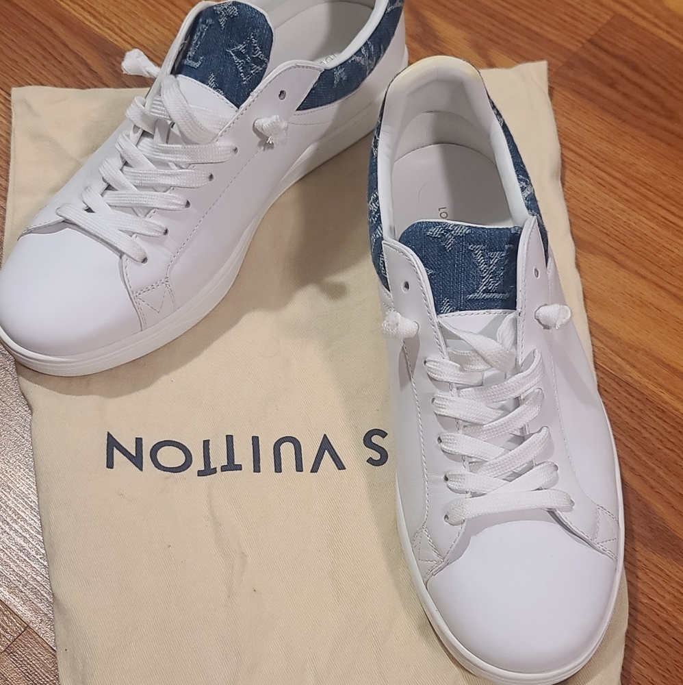 S O L D ---Louis Vuitton sneakers